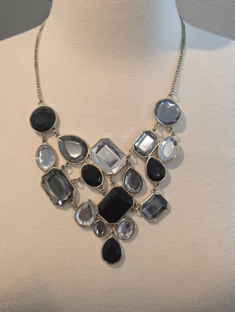 Forever 21 Black and Gray Multi-Stone Statement Bib Necklace
